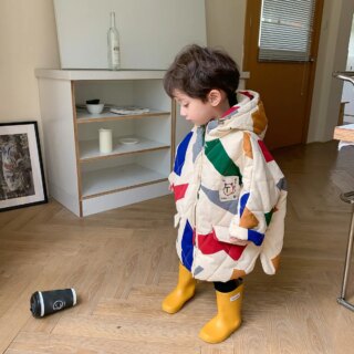 معطف أطفال كوري شتاء جديد تصميم أصلي نمط هندسي للأولاد جاكيت مبطن بالقطن ملابس خارجية عصرية للبنات XMP419