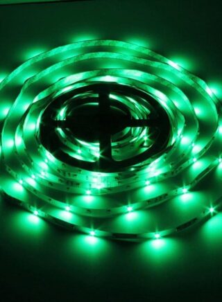 فوبيري شريط إضاءة بعدد 300 مصباح LED بإضاءة متعددة الألوان RGB ومتغيرة متين وصديق للبيئة ومرن ومزود بجهاز تحكم عن بعد بعدد 44 مفتاحاً يعمل بالأشعة حت الحمراء ومحول إمداد طاقة بجهد 12 فولت متعدد الألوان 5متر