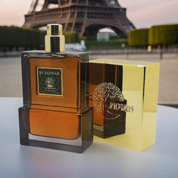 عطر فرنسي من جدوار عطر BY JADWAR فرنسي اروماتك من جدوار 70 مل. هذا العطر الفرنسي الأروماتيك من جدوار يأتي بحجم 70 مليلتر ويتميز برائحته الفريدة والجذابة