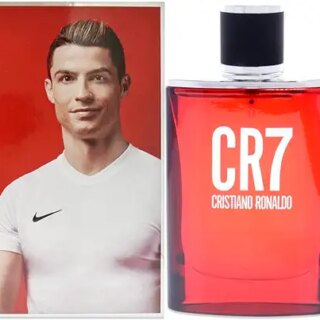 طقم هدايا CR7 بخلاصة رياضية وعصرية وبرائحة عطرية منعشة وخشبية تدوم طويلا للرجال من كريستيانو رونالدو، طقم من بخاخ او دي تواليت 1.7 اونصة وجل شاور 5.1 اونصة، قطعتين