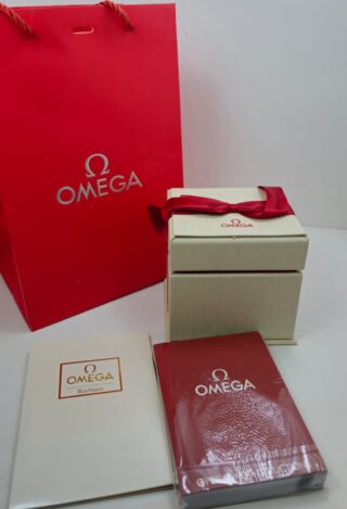 علبه اوميقا الاصليه مع الملحقات الماركه الاصليه وتس0558054211 علبه اوميقا الاصليه مع الملحقات الماركه الاصليه وتس0558054211