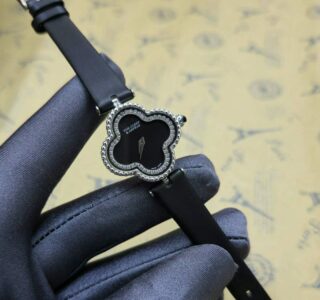 ساعة فان كليف نسائيه ماستر كوالتي وتس0558054211 ساعة فان كليف نسائيه ماستر كوالتي وتس0558054211