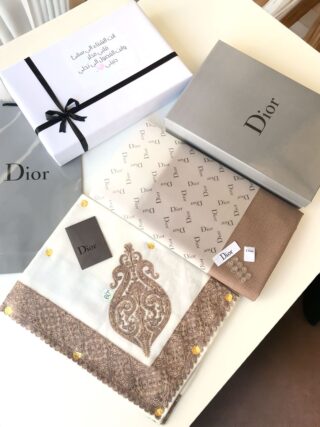 طقم قماش شماغ ماركه ديور وتس0558054211